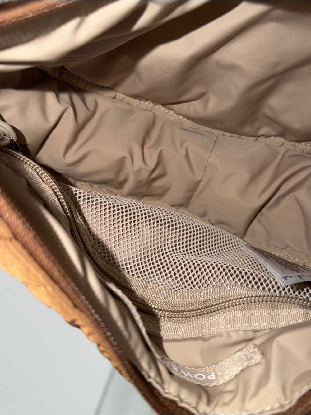 Athleta All About Quilted Crossbody Bag Walnut Quilt - Picture 5 of 5